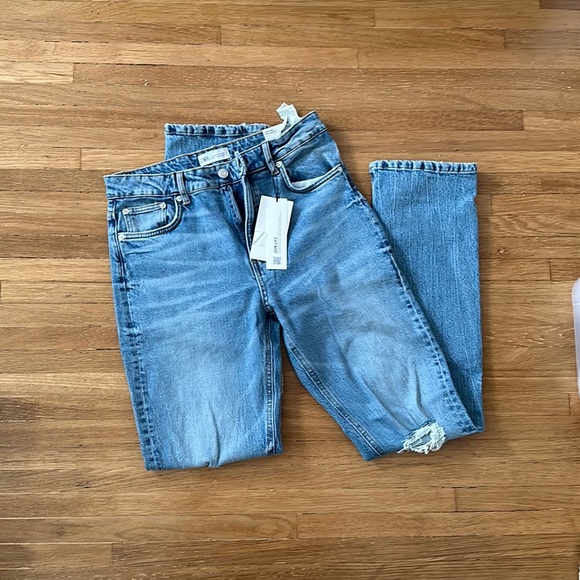 BRAND NEW TRFRipped Slim Jeans - Picture 1 of 4